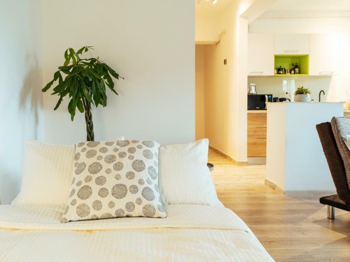 Bright And Spacious Central Apartment- Piata Amzei Bucarest Esterno foto