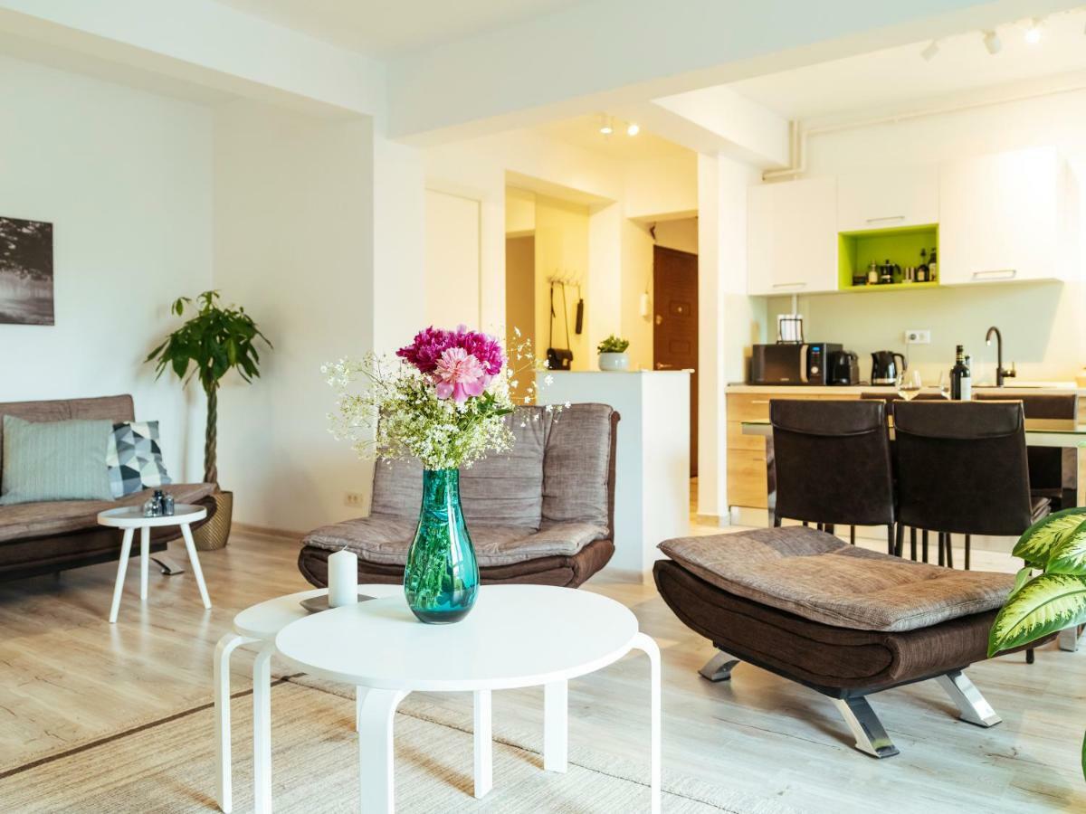 Bright And Spacious Central Apartment- Piata Amzei Bucarest Esterno foto