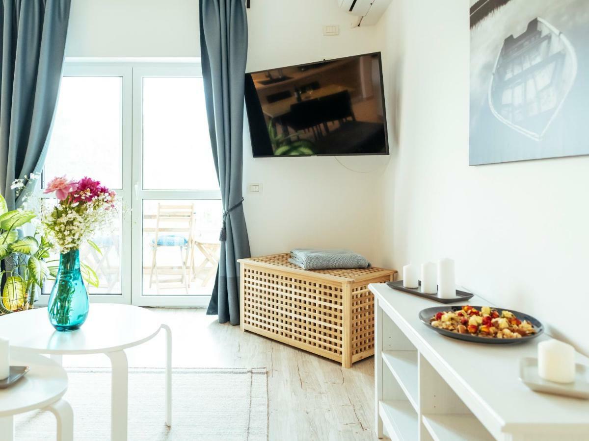 Bright And Spacious Central Apartment- Piata Amzei Bucarest Esterno foto