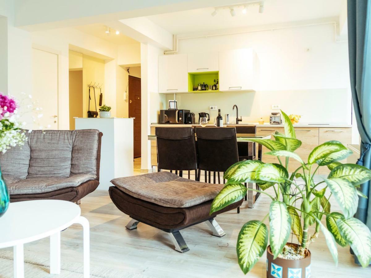 Bright And Spacious Central Apartment- Piata Amzei Bucarest Esterno foto
