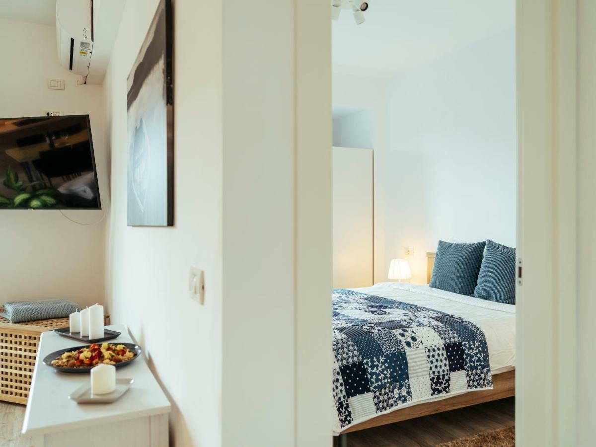 Bright And Spacious Central Apartment- Piata Amzei Bucarest Esterno foto