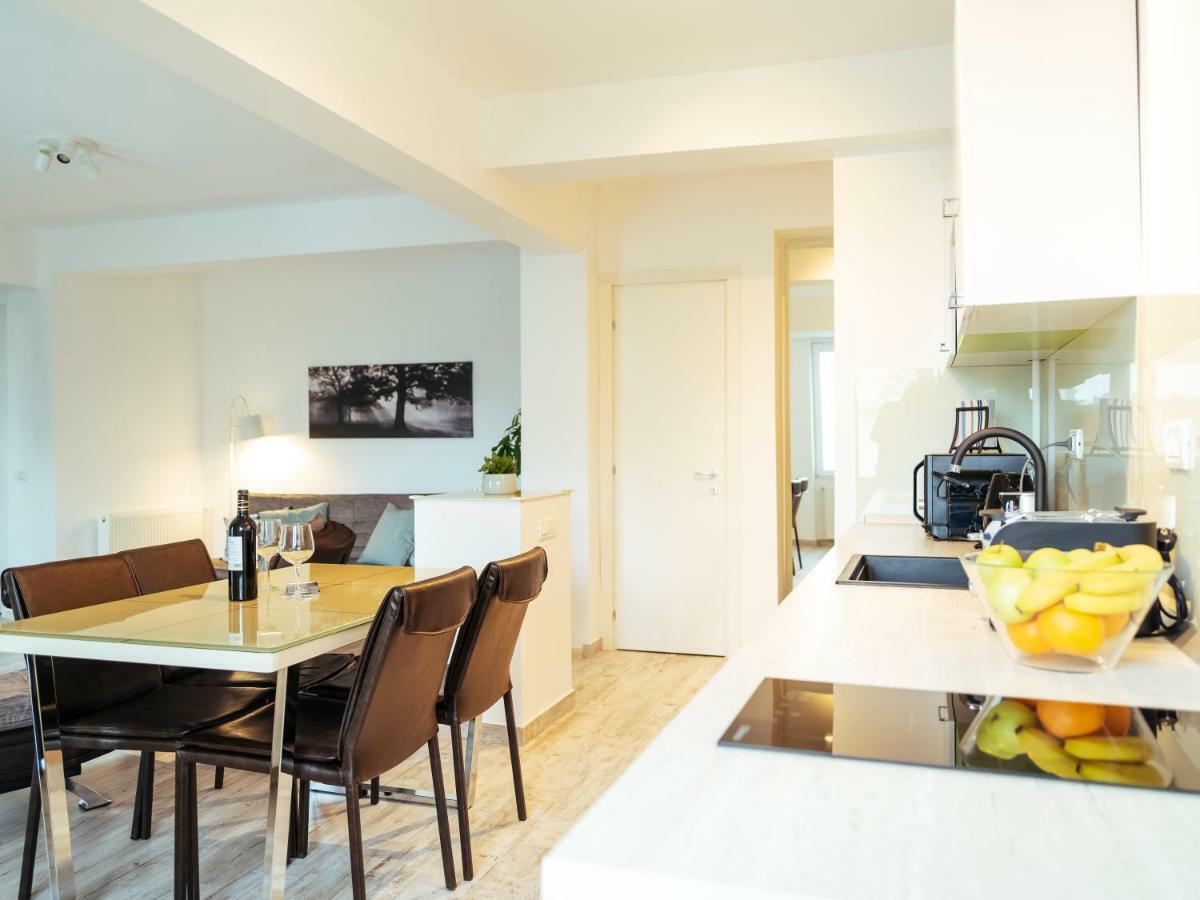 Bright And Spacious Central Apartment- Piata Amzei Bucarest Esterno foto