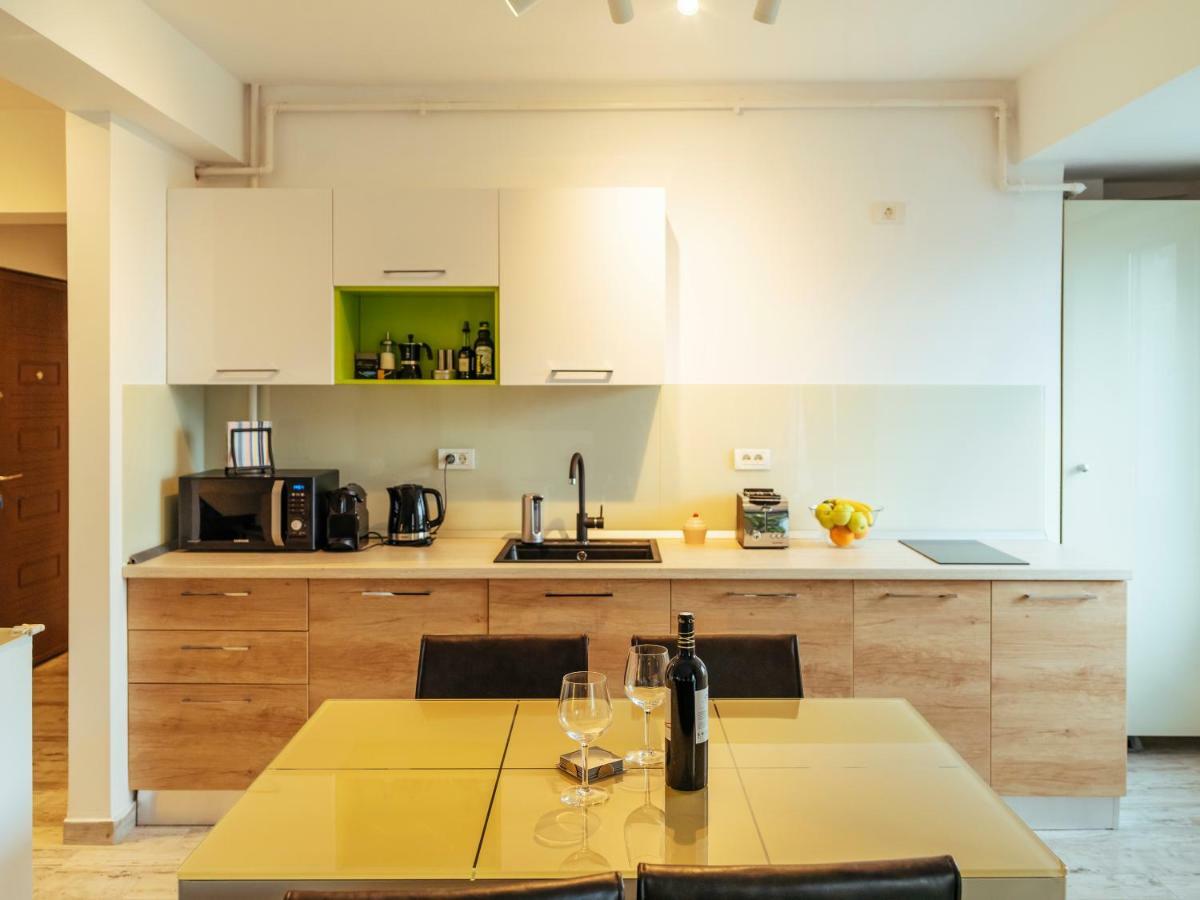 Bright And Spacious Central Apartment- Piata Amzei Bucarest Esterno foto