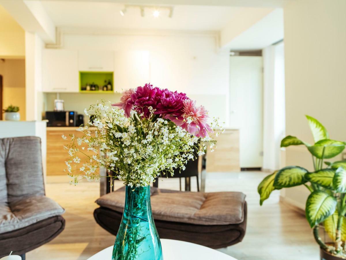 Bright And Spacious Central Apartment- Piata Amzei Bucarest Esterno foto
