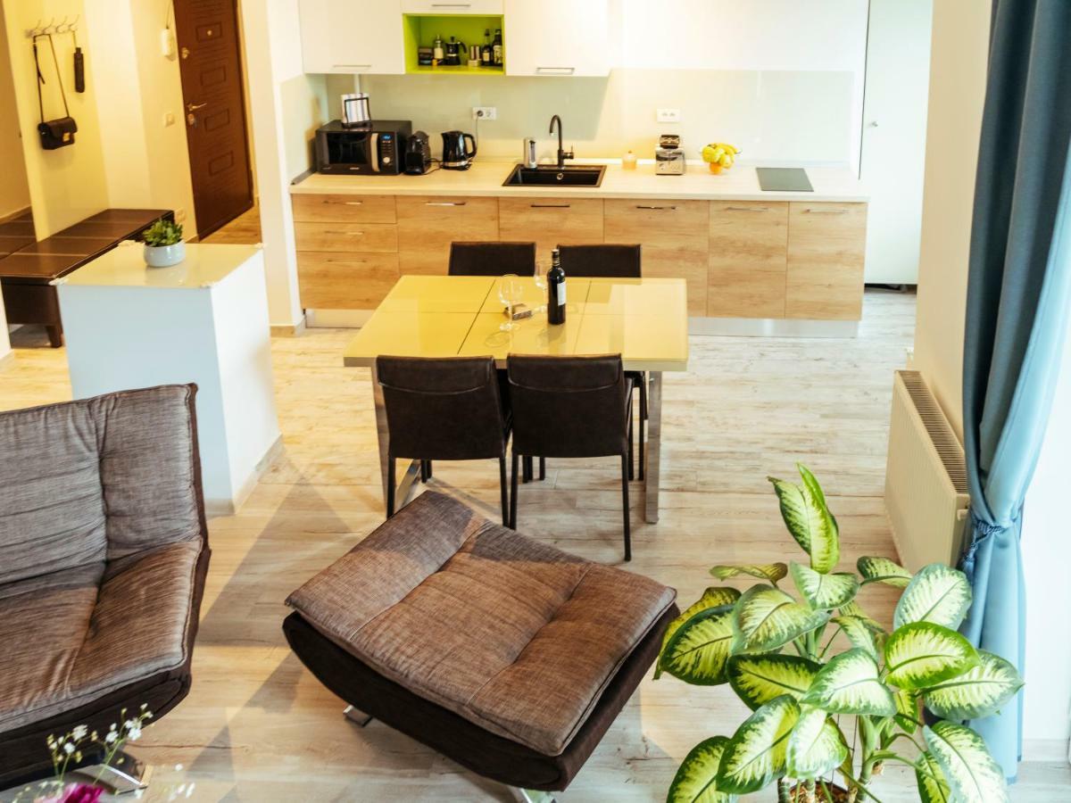 Bright And Spacious Central Apartment- Piata Amzei Bucarest Esterno foto