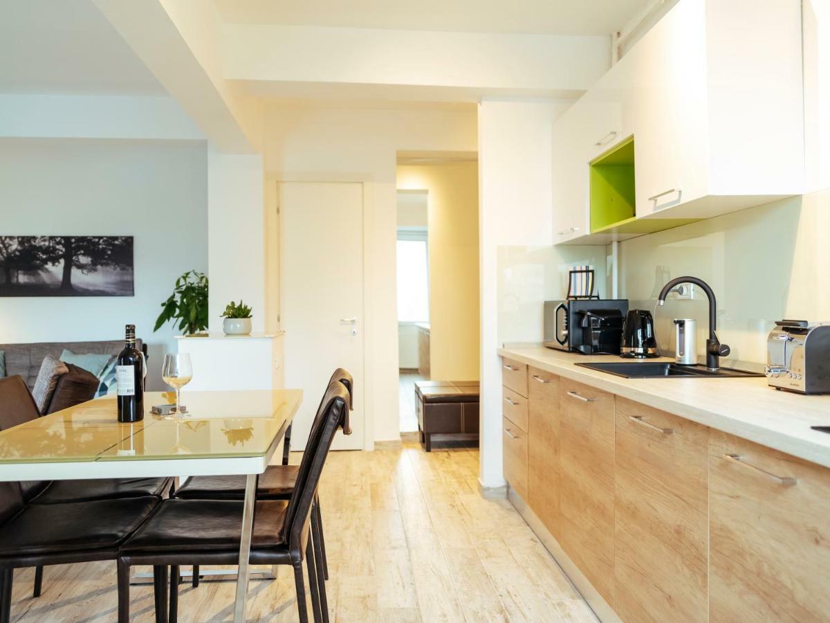 Bright And Spacious Central Apartment- Piata Amzei Bucarest Esterno foto