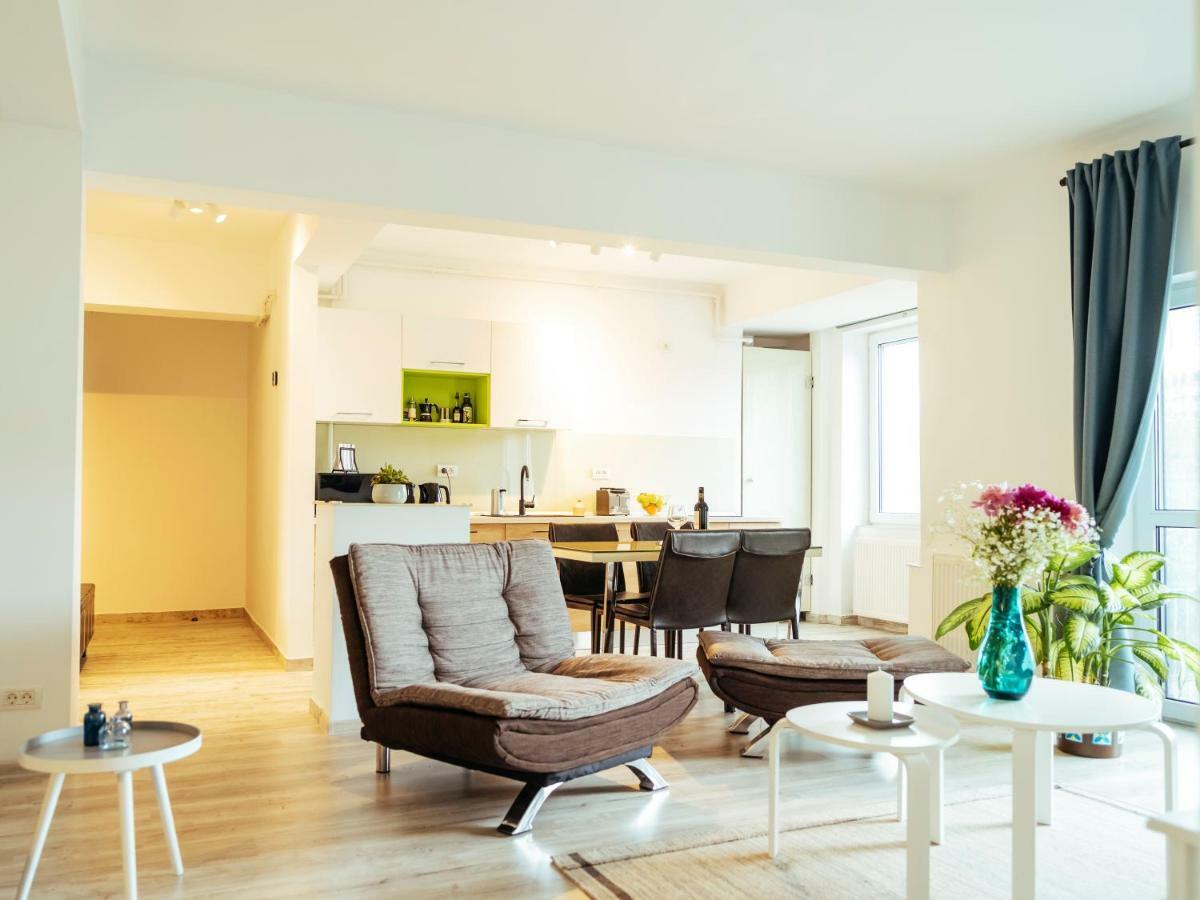 Bright And Spacious Central Apartment- Piata Amzei Bucarest Esterno foto