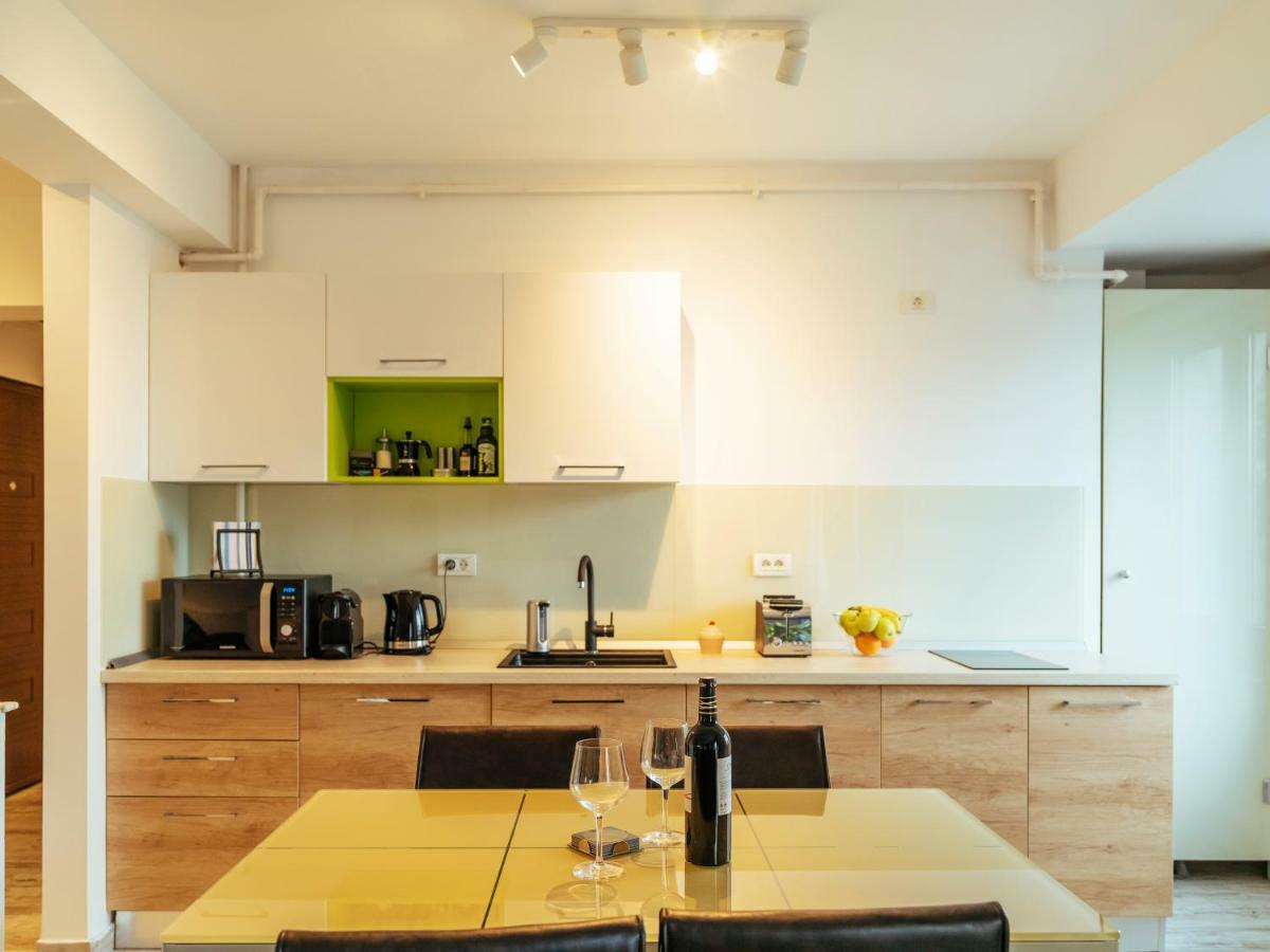 Bright And Spacious Central Apartment- Piata Amzei Bucarest Esterno foto